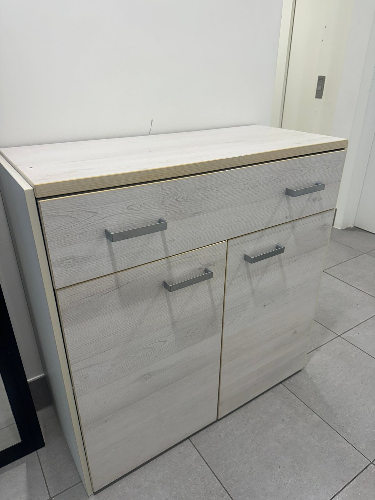 Charmant buffet compact, Avec tiroir(s), 25 à 50 cm, Moins de 100 cm, Comme neuf