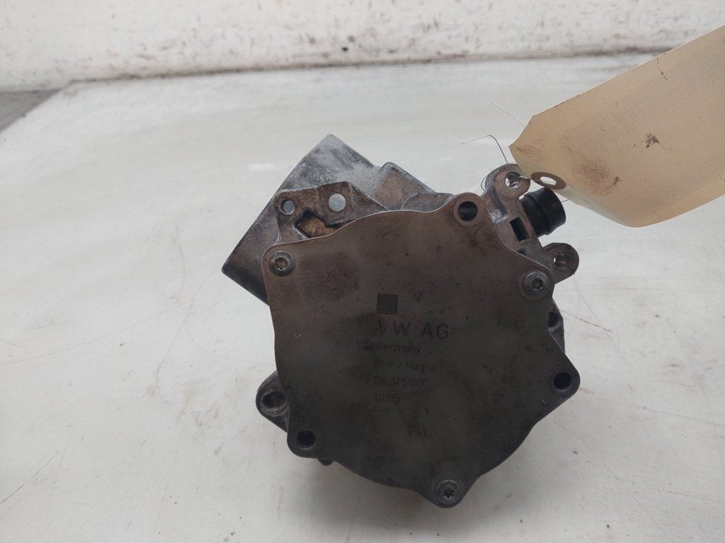 VACUUMPOMP BENZINE Q3 (8UB / 8UG) (|06L145100F|06L145100B|), Dhr. J. Ham, Gebruikt, Administratie@autoham.nl, Audi