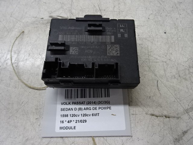 UNITE ELECTRONIQUE Volkswagen Passat (3G2) (5Q0959595E), Utilisé, Volkswagen
