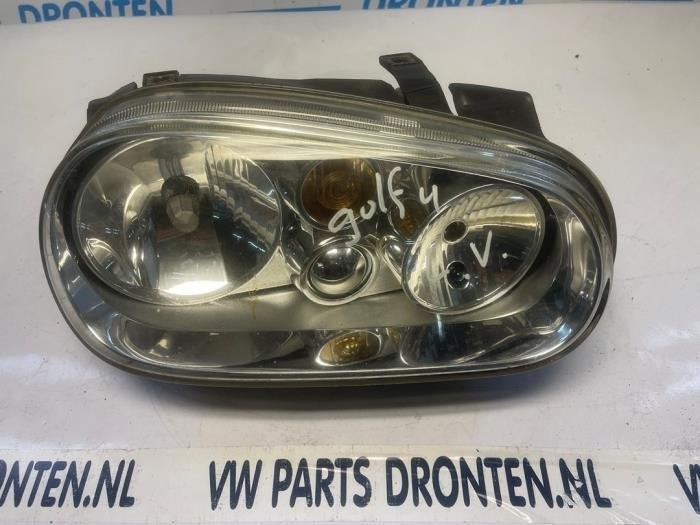 Phare droit d'un Volkswagen Golf, Volkswagen, -, 3 mois de garantie, Utilisé