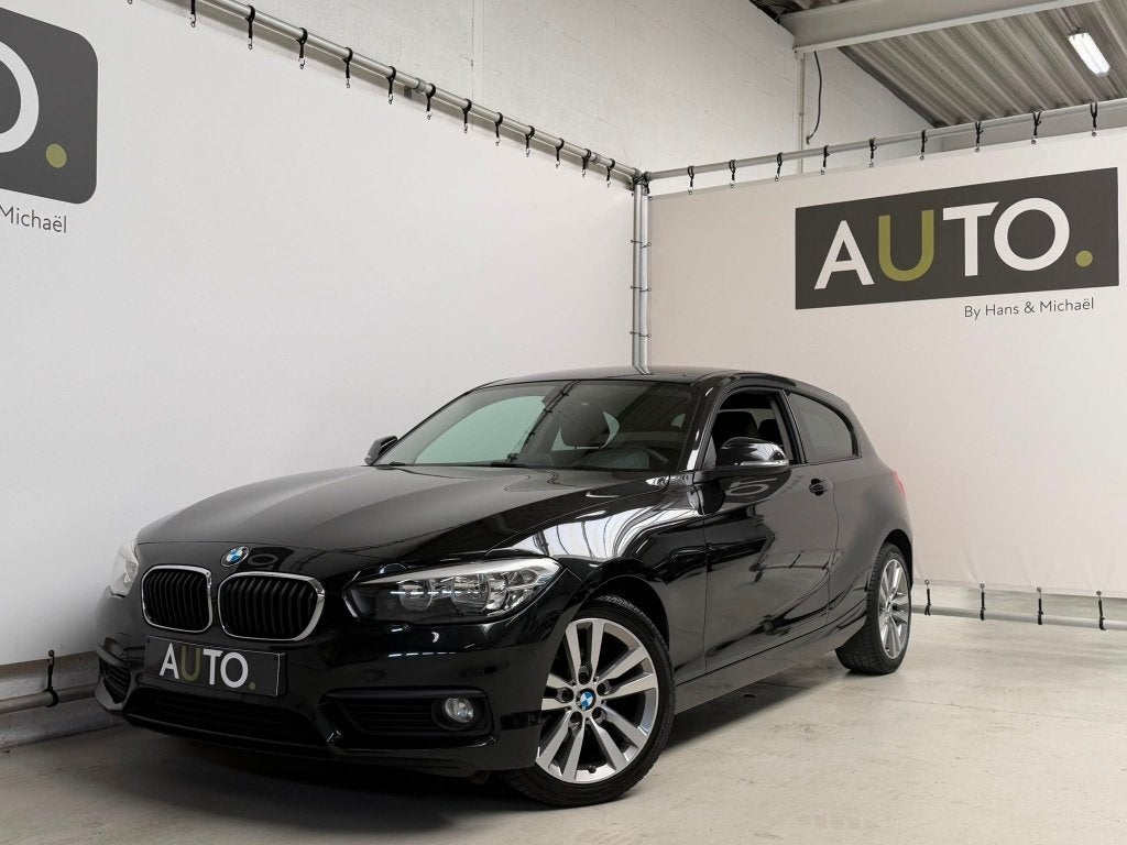 BMW 118i 3drs *AIRCO*BLUETOOTH*PDC*, Auto's, 100 kW, 4 zetels, https://public.car-pass.be/vhr/0e4089f9-c90c-4ca4-9506-d6e214adadbd