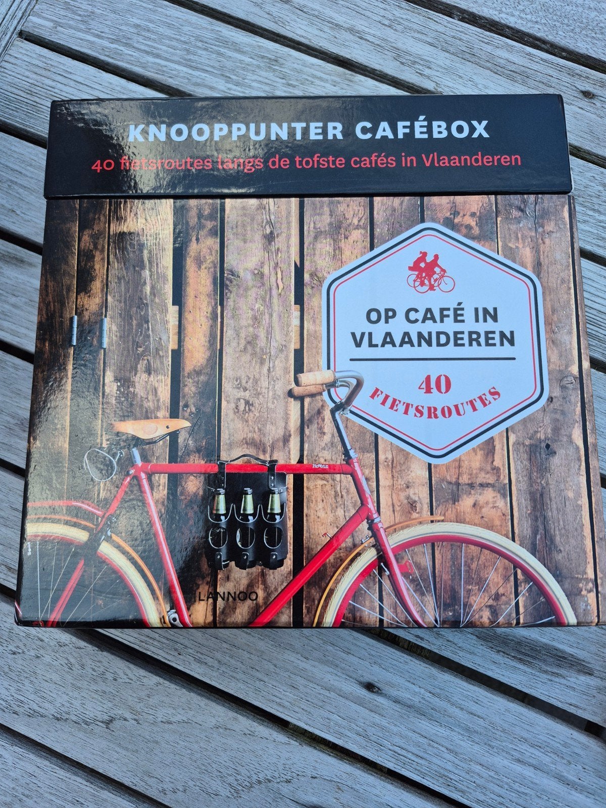 Knooppunter op café in Vlaanderen, Boeken, Overige merken, Fiets- of Wandelgids, Ophalen of Verzenden, Zo goed als nieuw