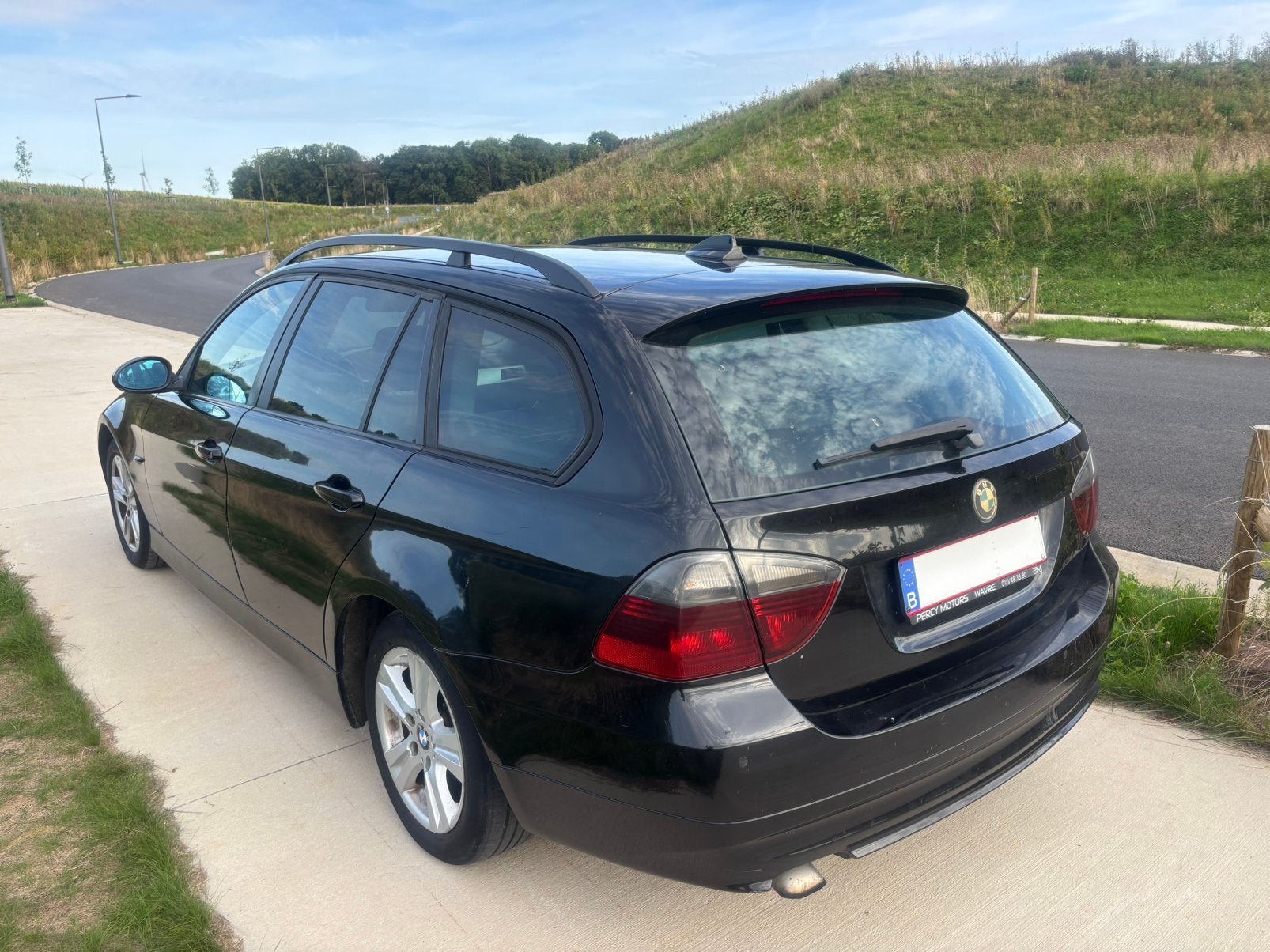 BMW 320D Break Cuir -GPS- 284000KM, Autos, BMW, 78 g/km, Achat, Entreprise, Boîte manuelle