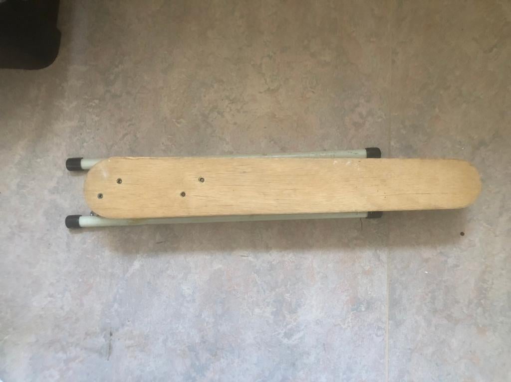Kleine strijkplank., Ophalen, Zo goed als nieuw