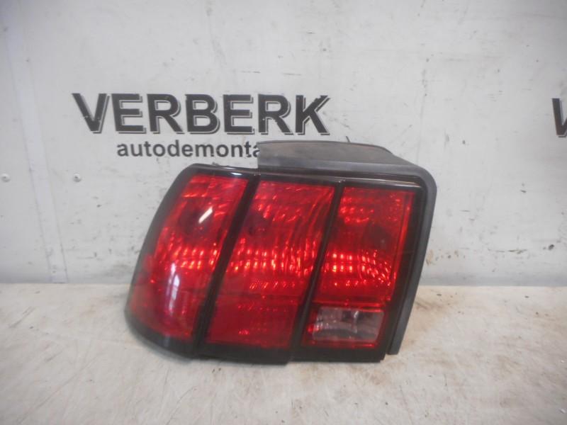 ACHTERLICHT LINKS Ford USA Mustang V (xr3313b505d), Gebruikt, Amerikaanse onderdelen