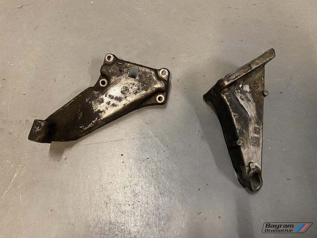 Bmw E28 motorsteun links en rechts m20 m21 5-serie steun 525, -, Utilisé, -, Enlèvement ou Envoi