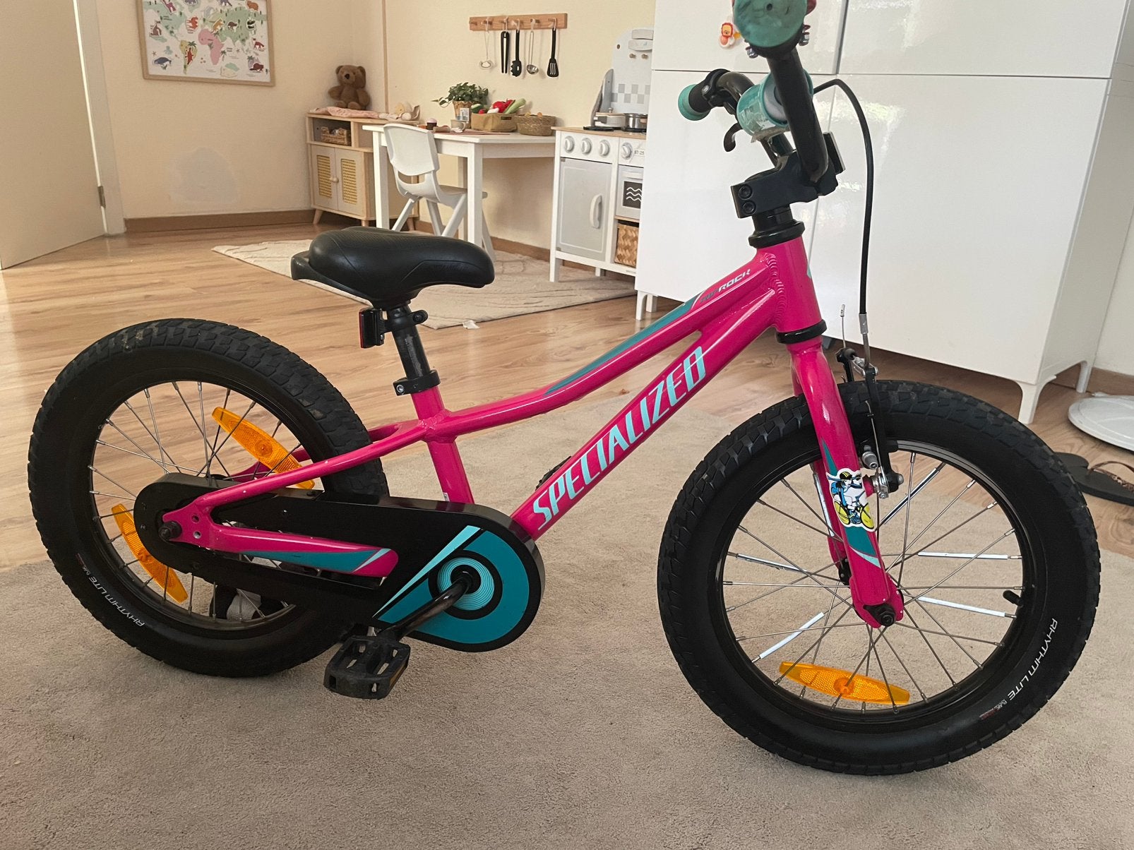 Meijes fiets merk Specialized in perfect staat💯, Fietsen en Brommers, Fietsen | Kinderfietsjes, Ophalen, Zo goed als nieuw