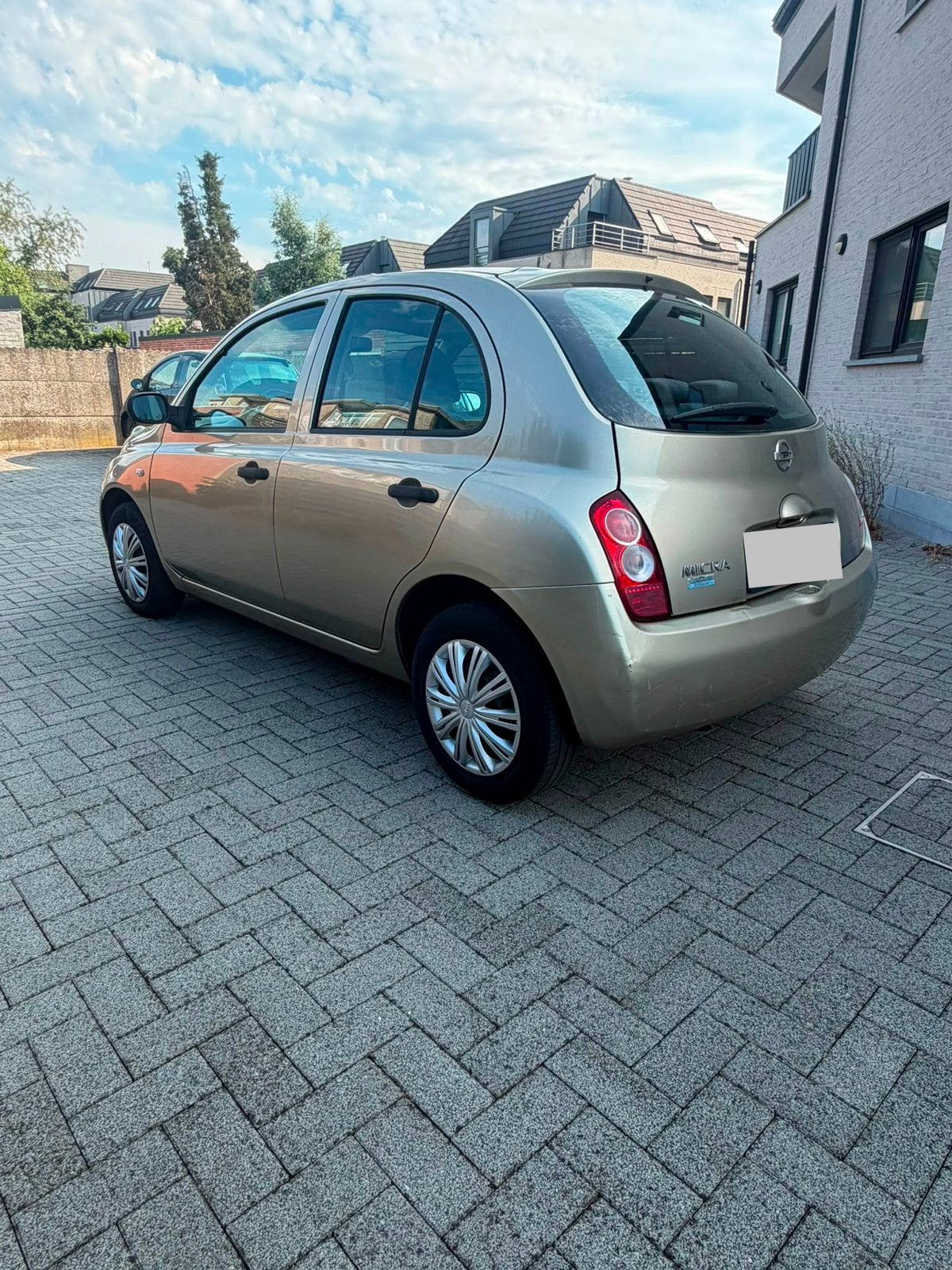 Nissan Micra/EURO 4/KLAAR OM GEREGISTREERD, Auto's, Nissan, Stof, Zwart, Micra, Handgeschakeld