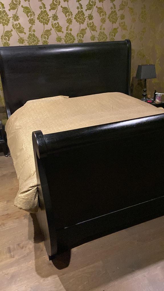 Uniek tweepersoonsbed, Huis en Inrichting, Slaapkamer | Bedden, Ophalen, Gebruikt, Zwart, Tweepersoons
