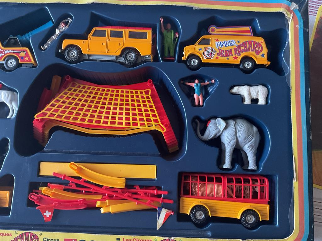 Cirque Jean Richard coffret Corgi, Enlèvement, Utilisé
