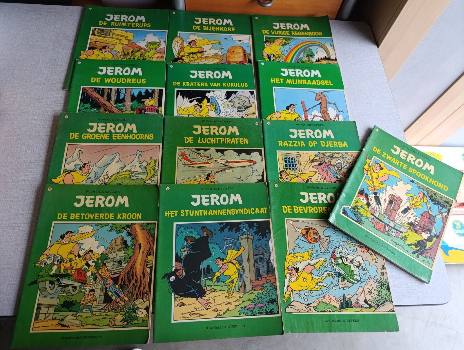 lot strips Jerom vintage, Boeken, Ophalen of Verzenden