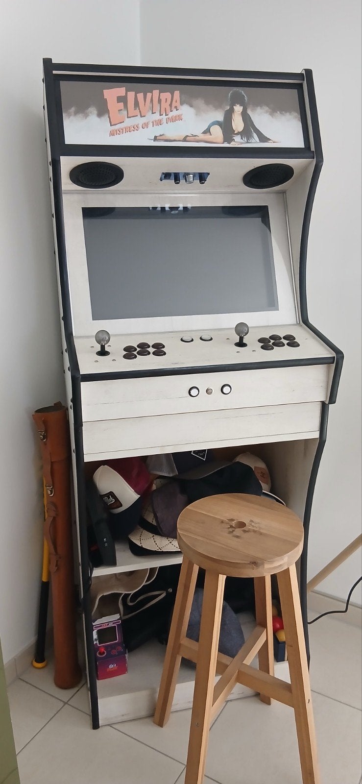 Bartop fait mains, effet bois, 2000 jeux vintages., 2 joueurs, Comme neuf, Autres genres, Enlèvement
