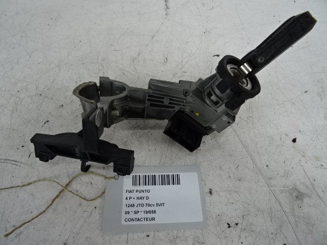 NEIMAN / COMMUTATEUR D ALLUMAGE Fiat Grande Punto (199), Utilisé, Fiat