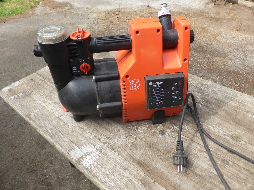 hydrofoorpomp tuinpomp gardena 4000/5 kan terplaatse getest, Jardin & Terrasse, Pompes à eau, Enlèvement, Utilisé, Électrique