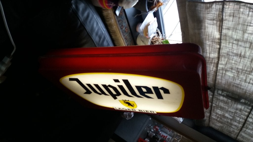 lichtreclame jupiler  piedboeuf jupille, Enlèvement, Jupiler