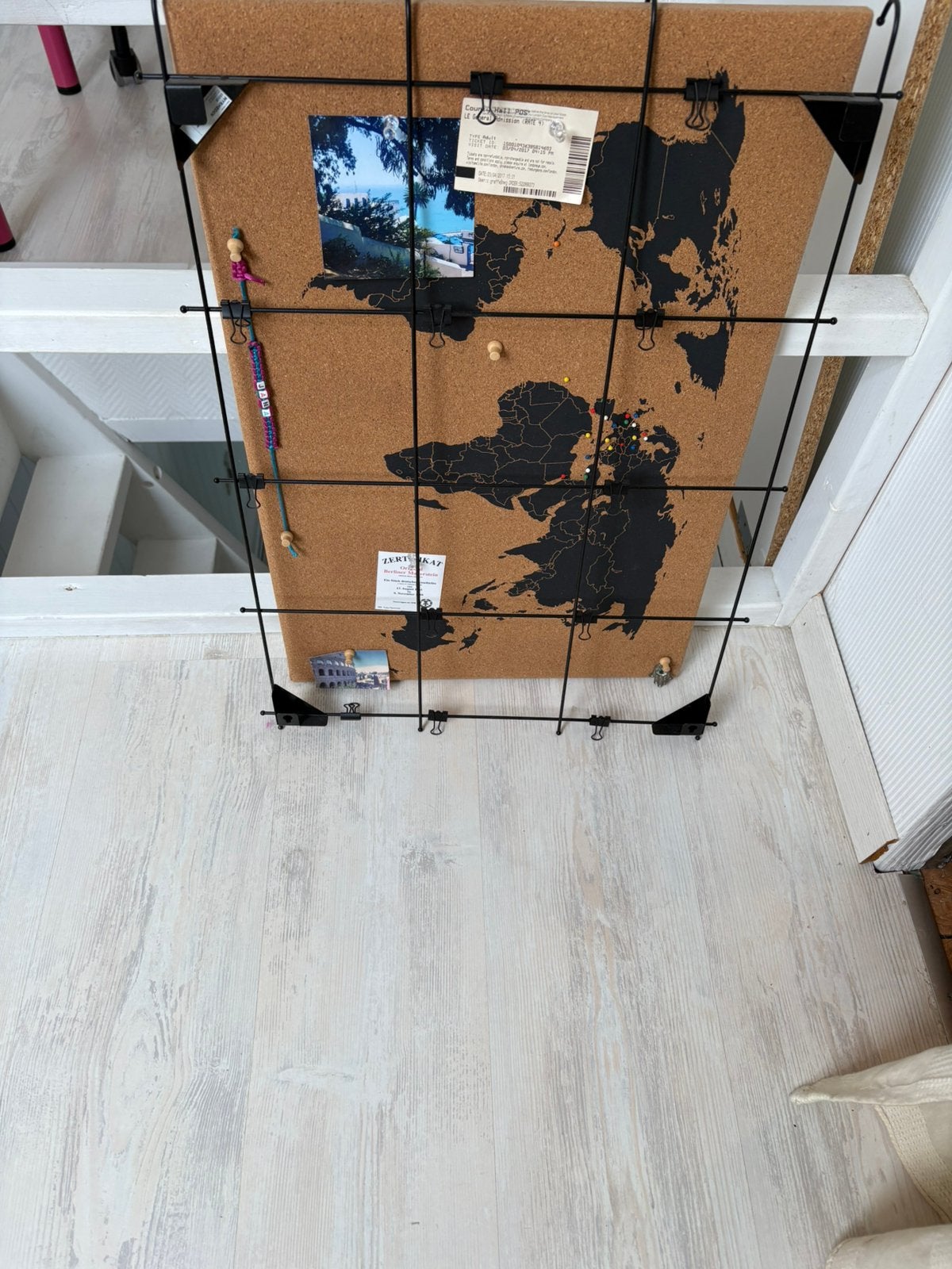 Prikbord met wereldkaart, Ophalen of Verzenden, Zo goed als nieuw