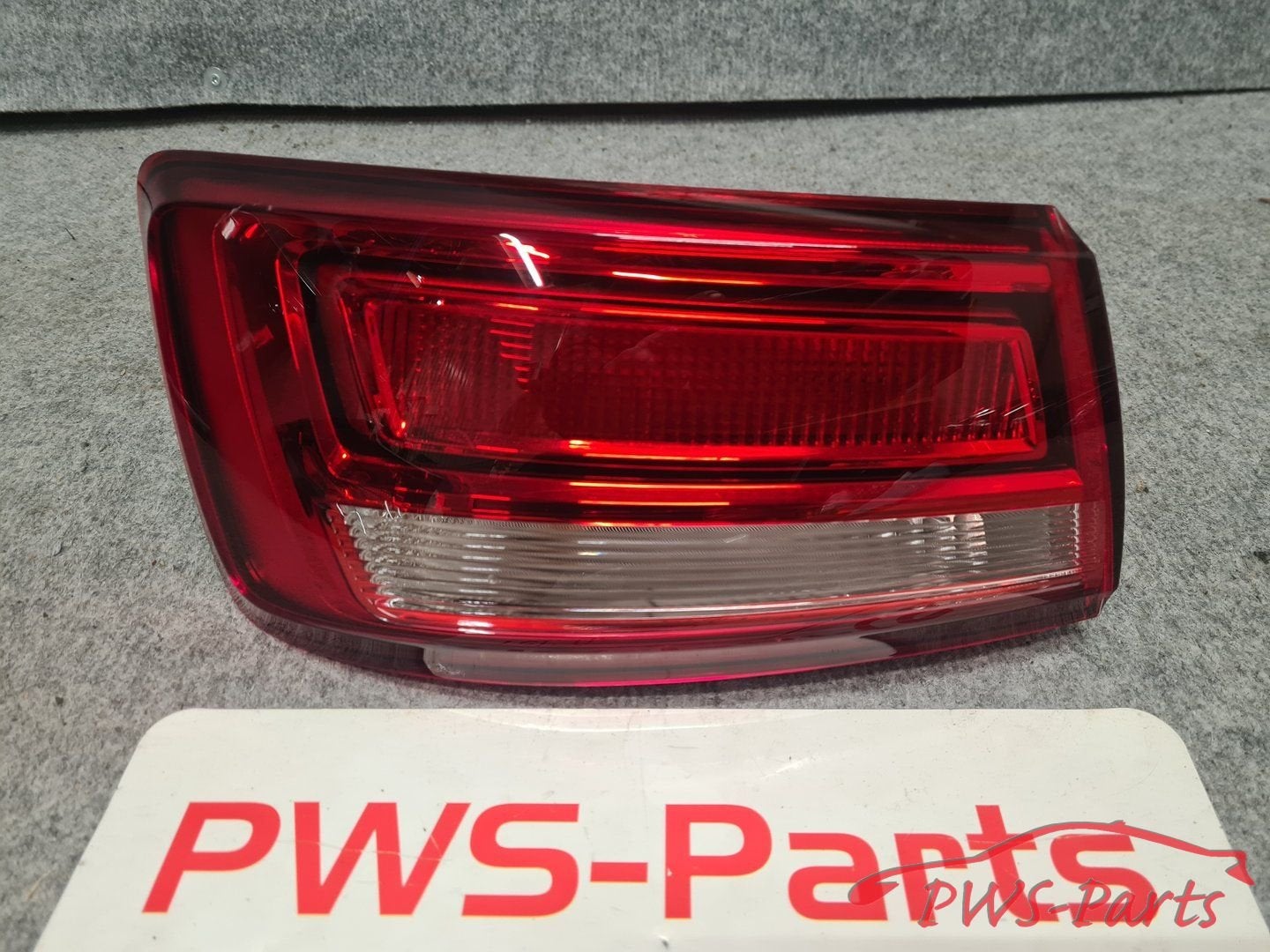 AUDI A3 8V5 SEDAN LIMOUSINE LINKS ACHTERLICHT ORIGINEEL, -, Audi, Utilisé, -