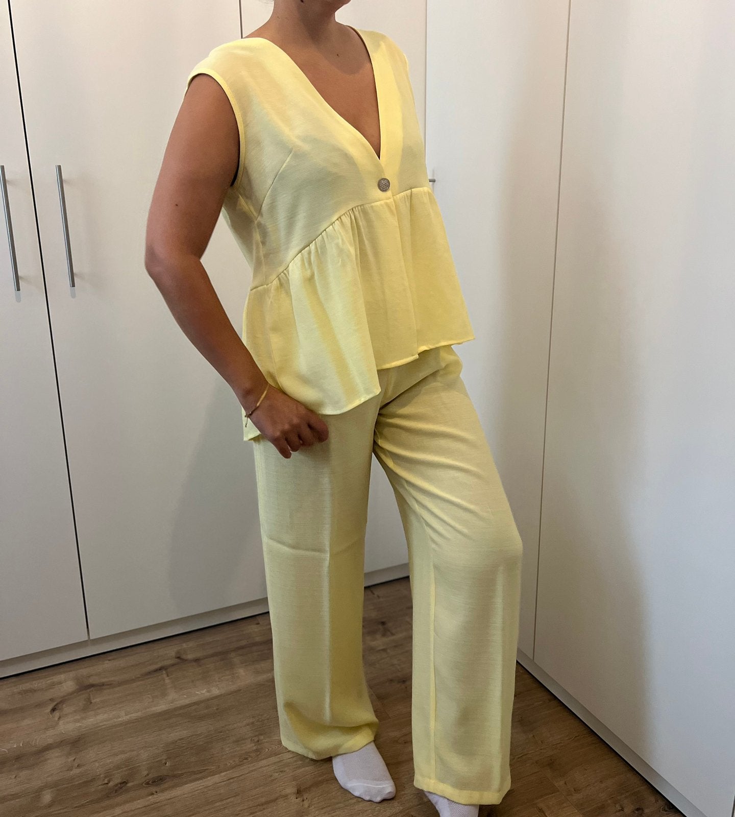 Set bestaande uit een broek en een hemd, Vêtements | Femmes, Homewear, Enlèvement, Comme neuf