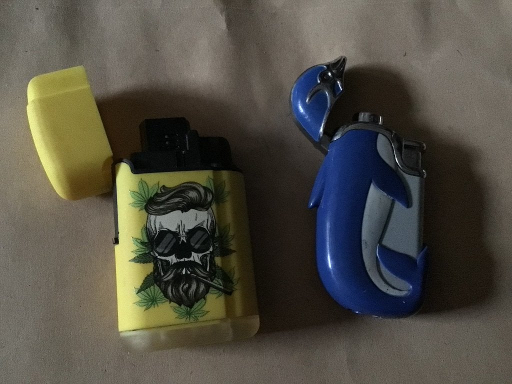 2 briquets, Collections, Enlèvement ou Envoi, Utilisé, Briquet
