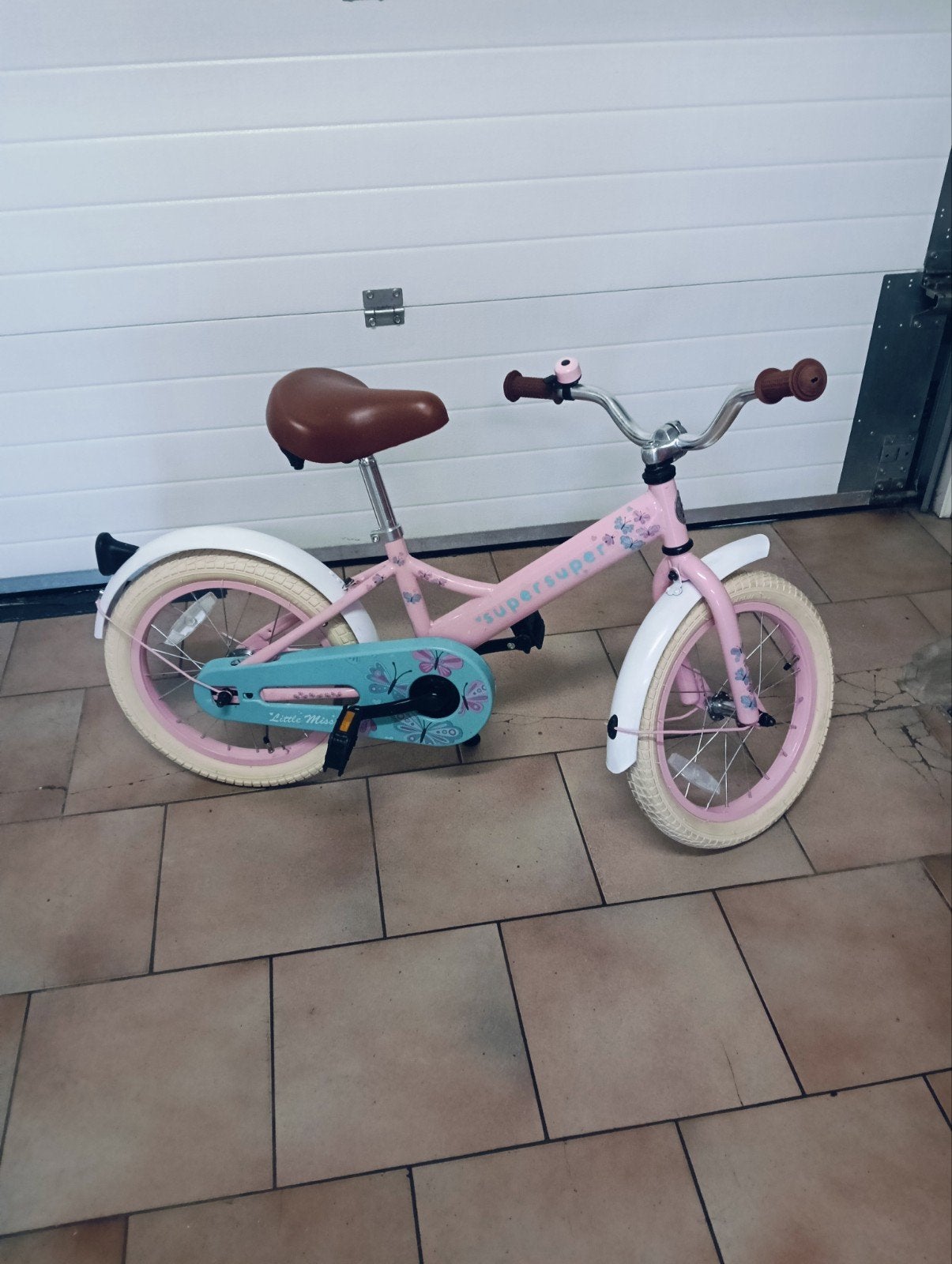 Vélo rose 16 pouces pour fille avec frein à rétropédalage, Vélos & Vélomoteurs, Enlèvement, Frein à rétropédalage, 16 pouces