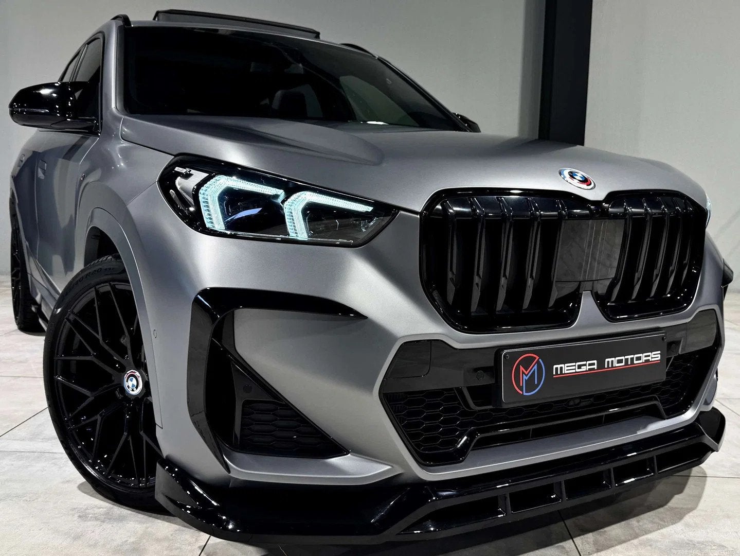 BMW X1 2.0dA sDRiVE18 150CV TVA/BTW PACK M PERFORMANCE +SHAD, Argent ou Gris, Achat, Entreprise, 1650 kg