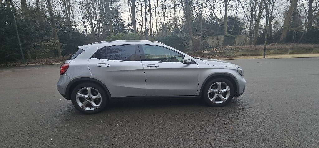 Vatuire vendre, Autos, Mercedes-Benz, Argent ou Gris, Achat, Euro 6, Boîte manuelle