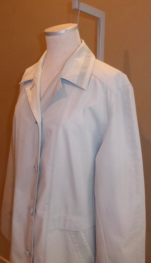 Imperméable d'été pour femmes « Nino » m 44, Vêtements | Femmes, Vestes | Été, Comme neuf, Enlèvement