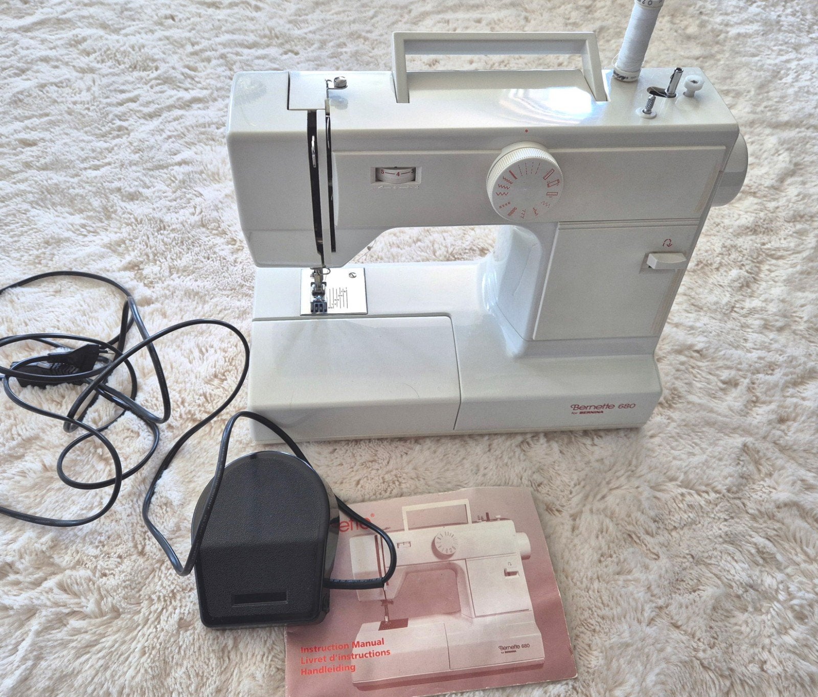 Naaimachine Bernette nieuwstaat, Ophalen of Verzenden, Zo goed als nieuw, Naaimachine