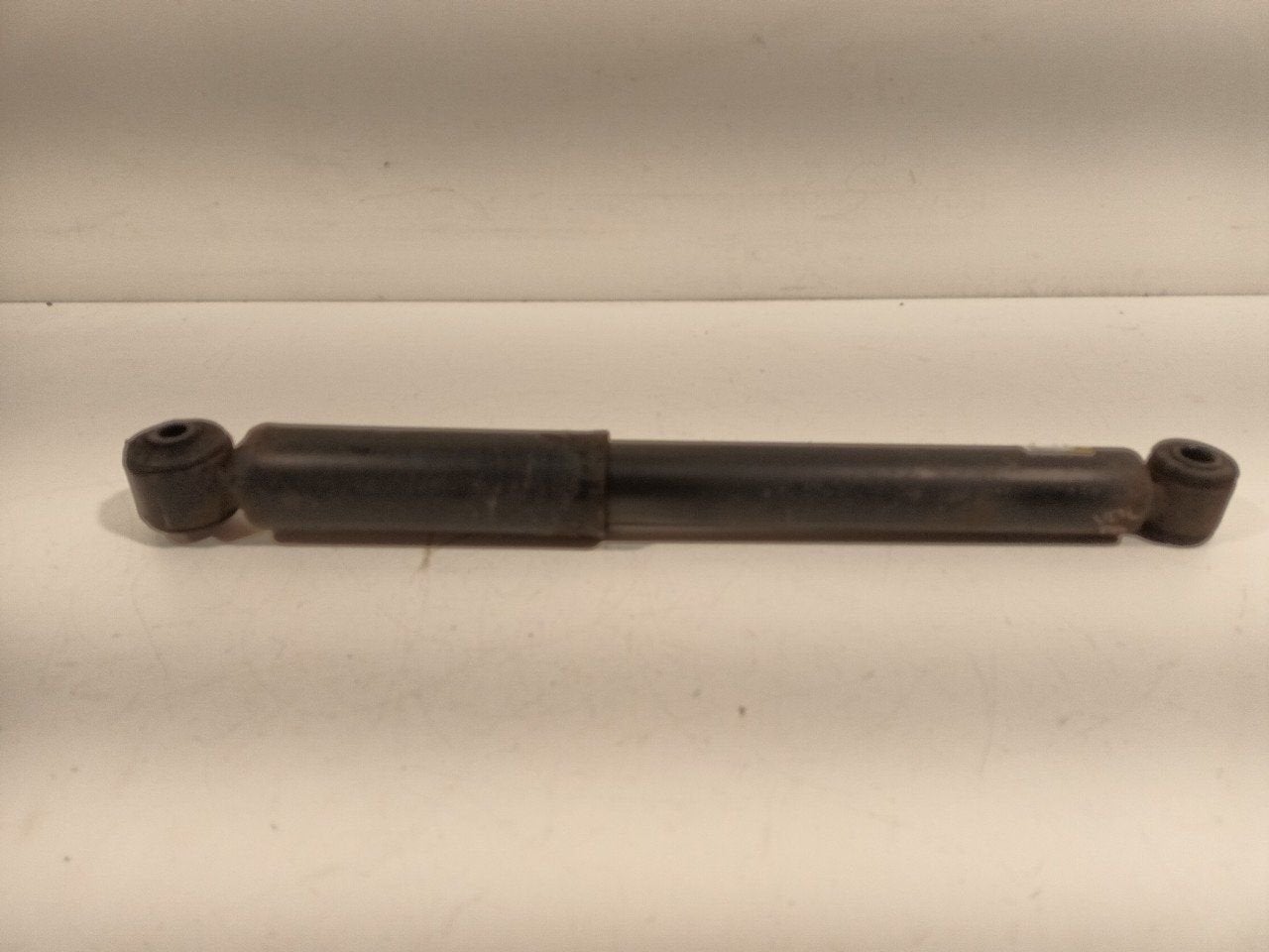 Schokbreker rechts achter Opel Vectra, Onderdelen@venauto.nl, Van der Ven Autorecycling B.V., Gebruikt, Ettenseweg 76, 4706 PB Roosendaal, The Netherlands