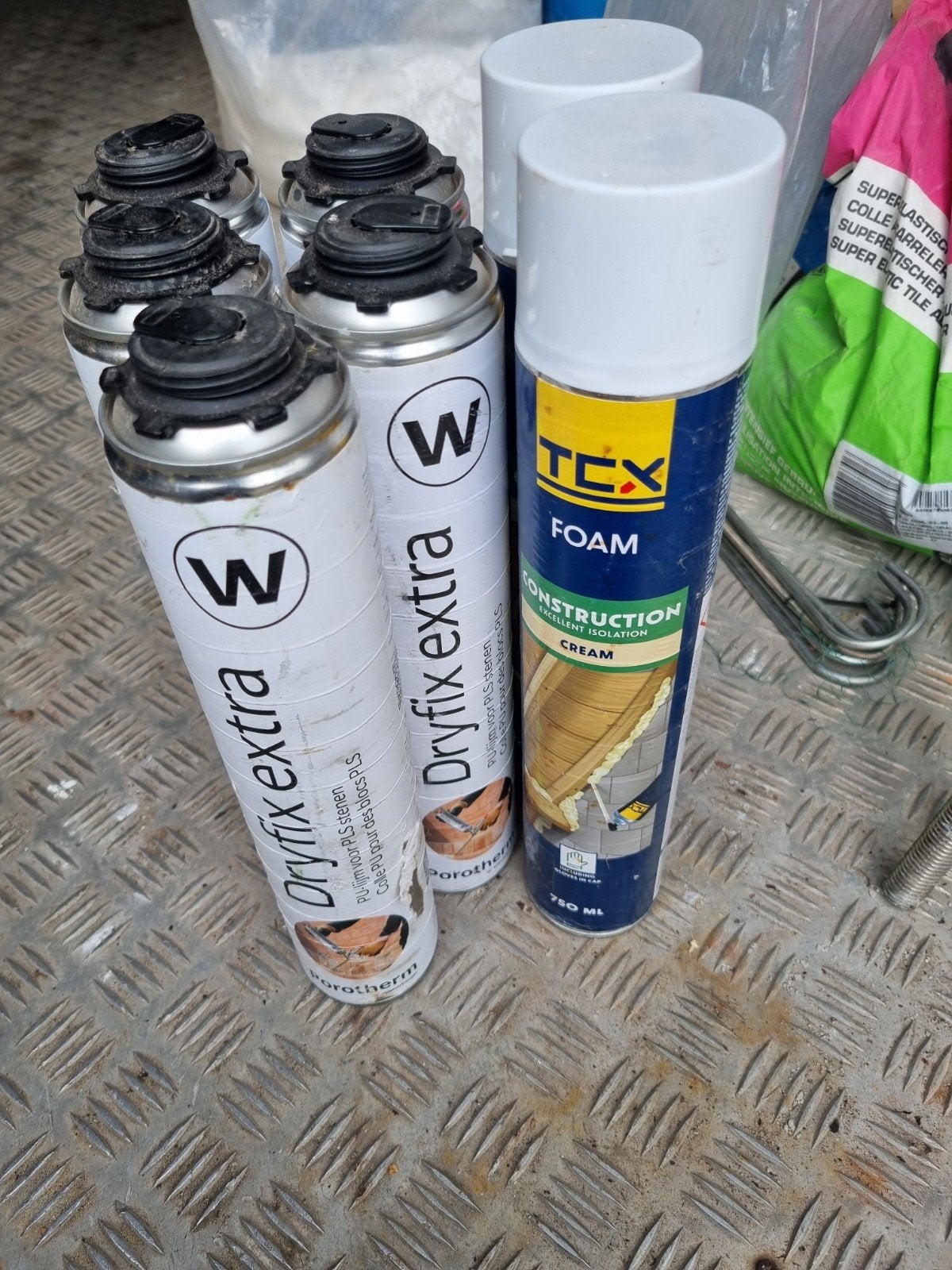steenlijm en pu schuim, Doe-het-zelf en Bouw, Ophalen, Nieuw
