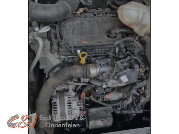 Motor van een Opel Vivaro, Gebruikt, -, -, Opel