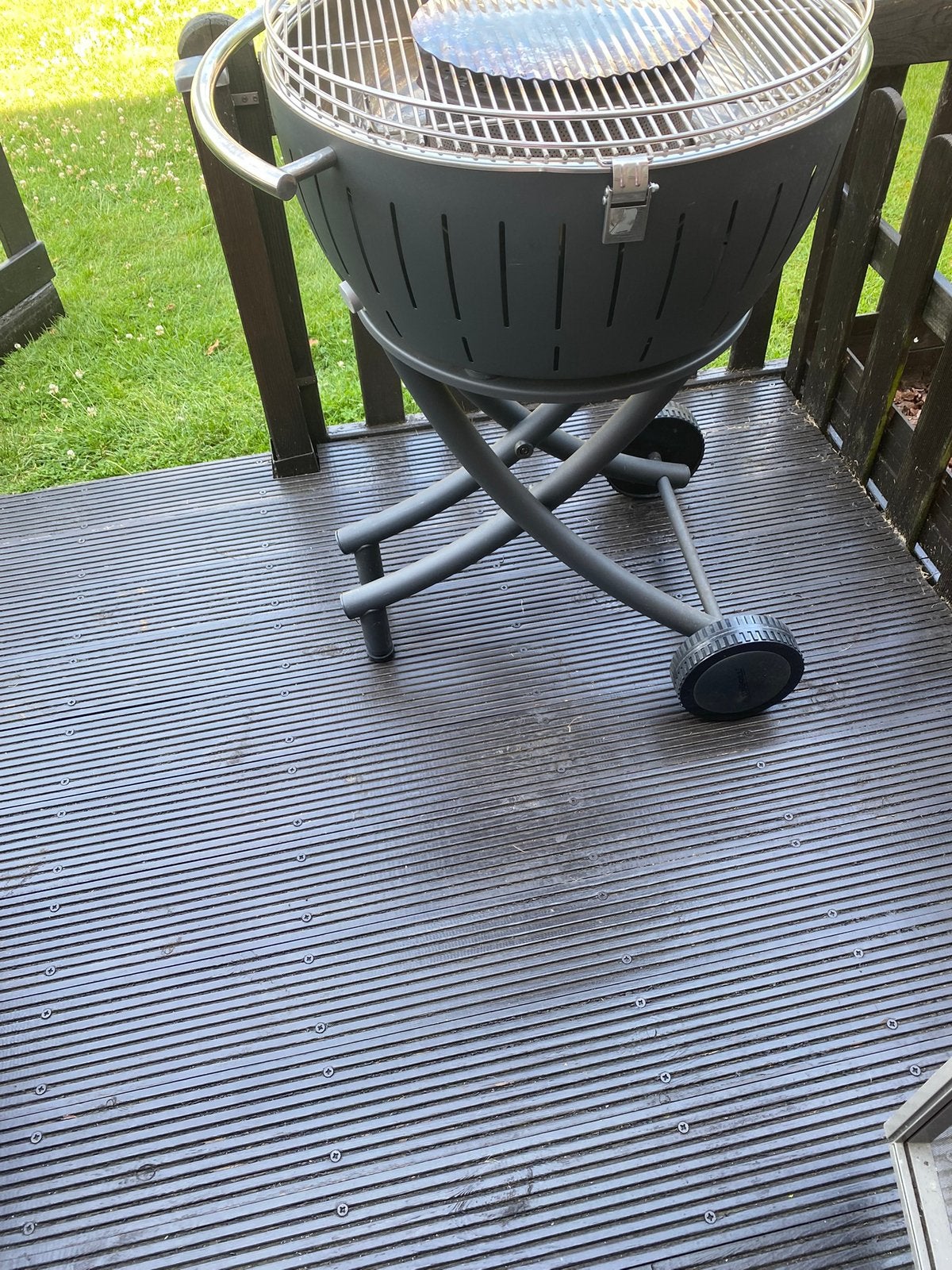 Bbq lotus xxl groot model grijs, Tuin en Terras, Ophalen, Zo goed als nieuw