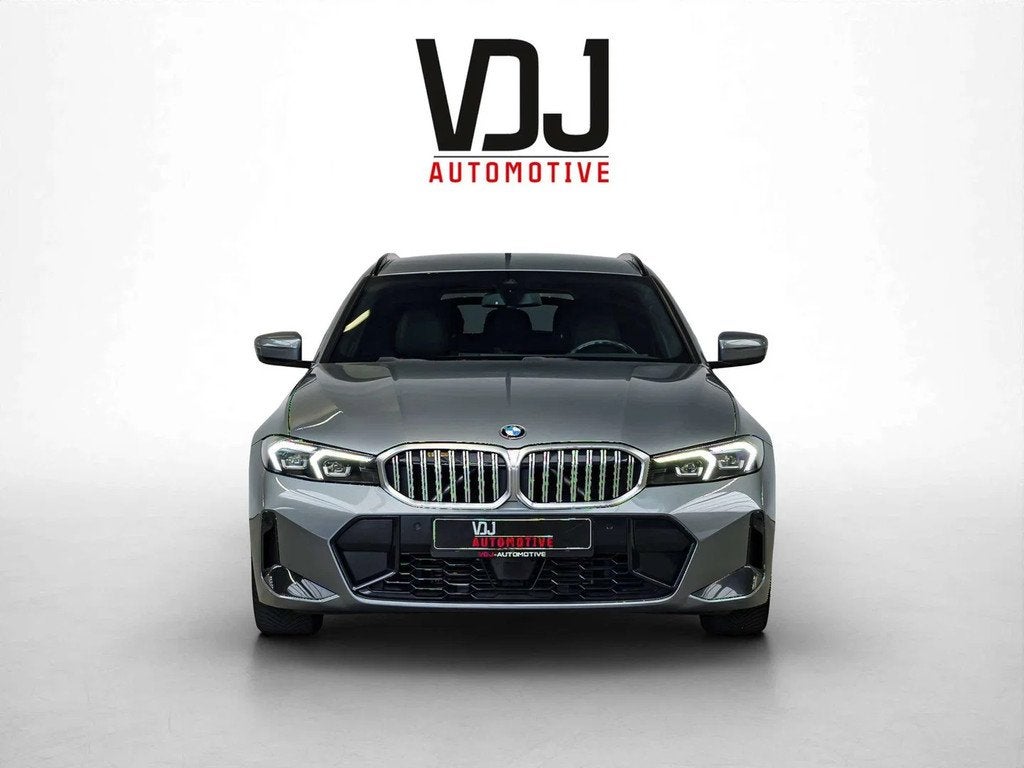 BMW 3 Serie 320 M-SPORT|TREKHAAK|ZETELVERW|SFEERVERL|HIFI-SO, Autos, Cuir, Argent ou Gris, Achat, Euro 6