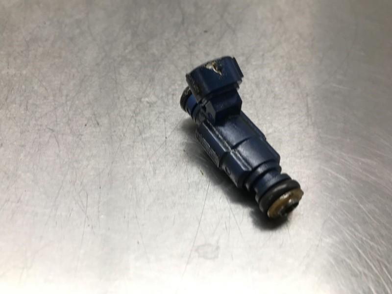 INJECTOR BRANDSTOF Cee'd Sporty Wagon (EDF) (|3531028000|), Gebruikt, Kia
