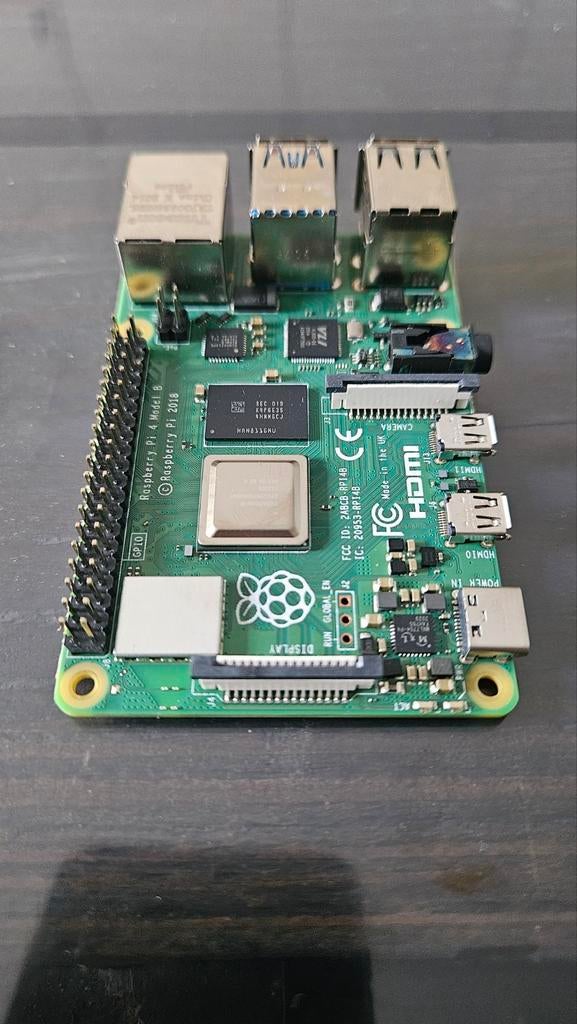 Raspberry Pi 4 Model b 2GB ram, Computers en Software, Ophalen of Verzenden, Zo goed als nieuw