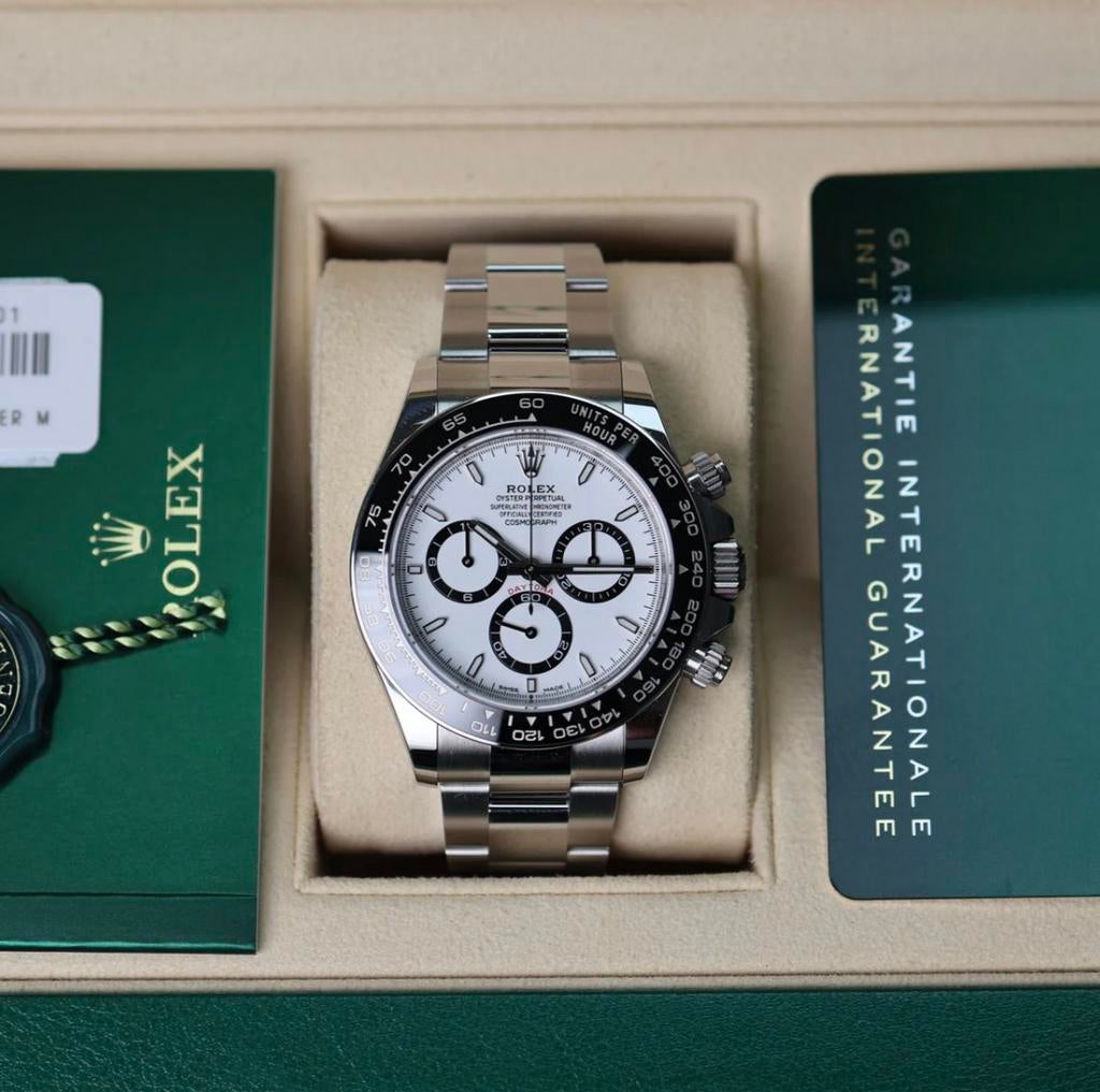 Rolex Daytona Panda 126500LN, Bijoux, Sacs & Beauté, Montres | Hommes, Enlèvement, Comme neuf, Rolex
