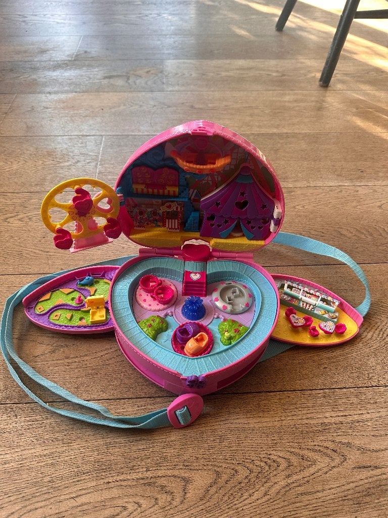 Polly Pocket hartvormige tas — Pretpark, Verzamelen, Ophalen, Zo goed als nieuw