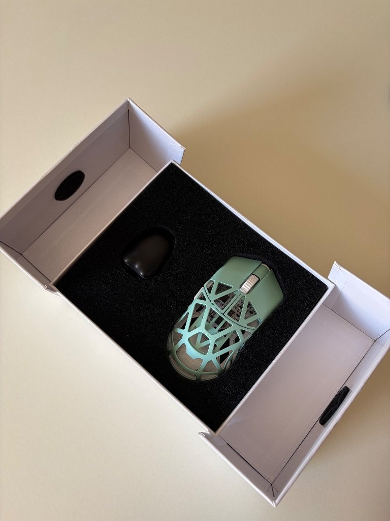 Wlmouse beastx mini mint, Souris, Comme neuf, Enlèvement, Droitier