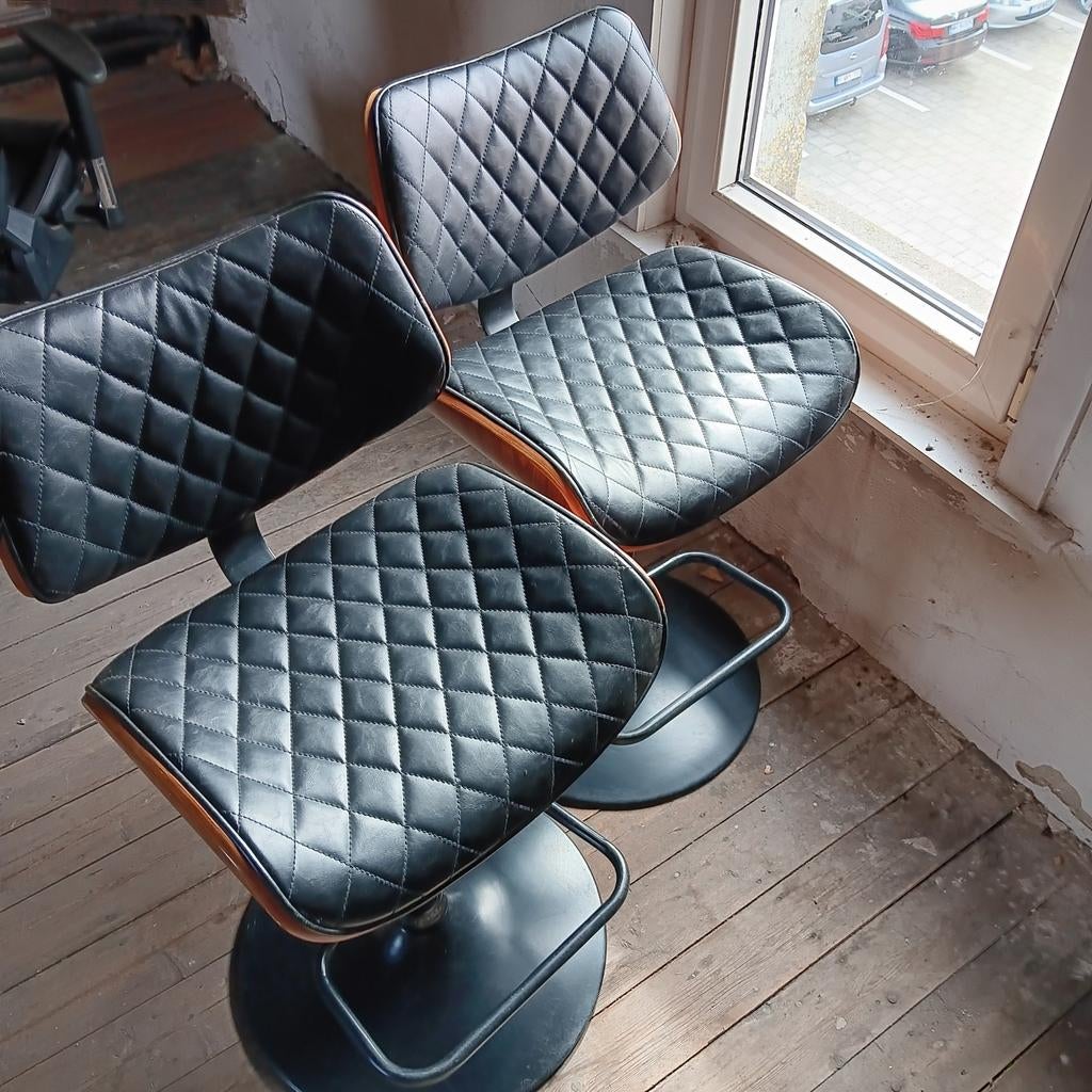 2 mooie design barkrukken of voor hoge eettafel/bureau, Huis en Inrichting, Ophalen