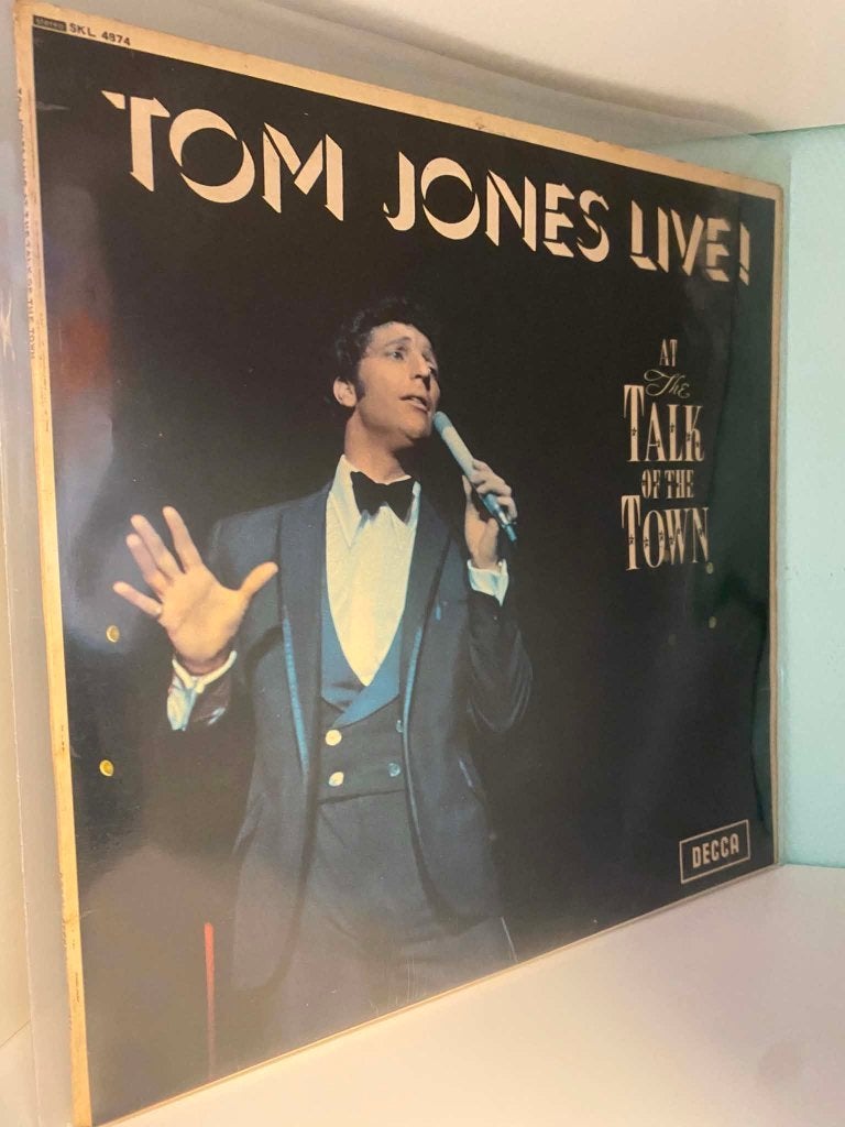 Tom Jones – Tom Jones Live! At The Talk Of The Town (J), LP, Pop rock, Utilisé, Envoi