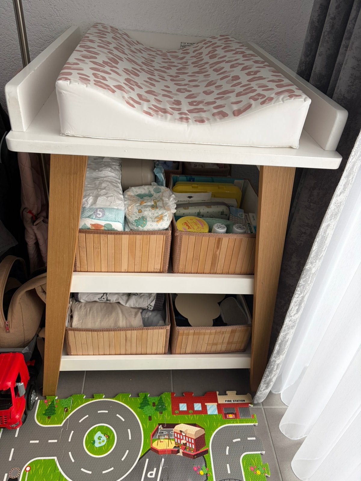 Luiertafel/verzorgingstafel, Kinderen en Baby's, Ophalen, Zo goed als nieuw