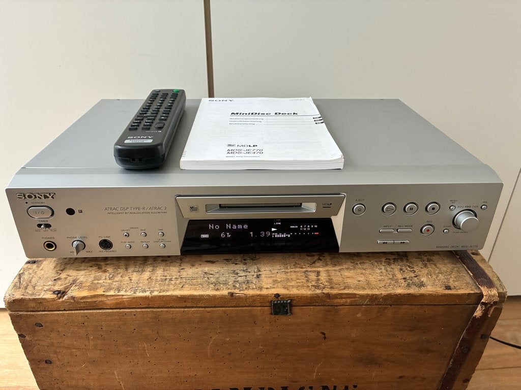 Sony MDS-JE770 Minidisc Deck (MDLP/Type-R) AB & Handleiding, TV, Hi-fi & Vidéo, Enlèvement ou Envoi, Enregistreur MiniDisc