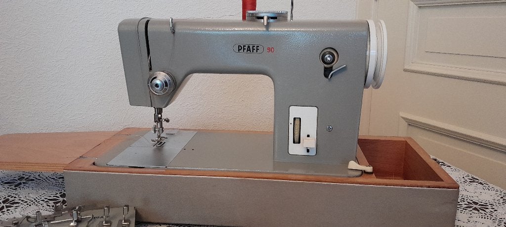 PFAFF 90 Naaimachine (ook vrij borduren), Pfaff, Machine à coudre, Industrie, Enlèvement