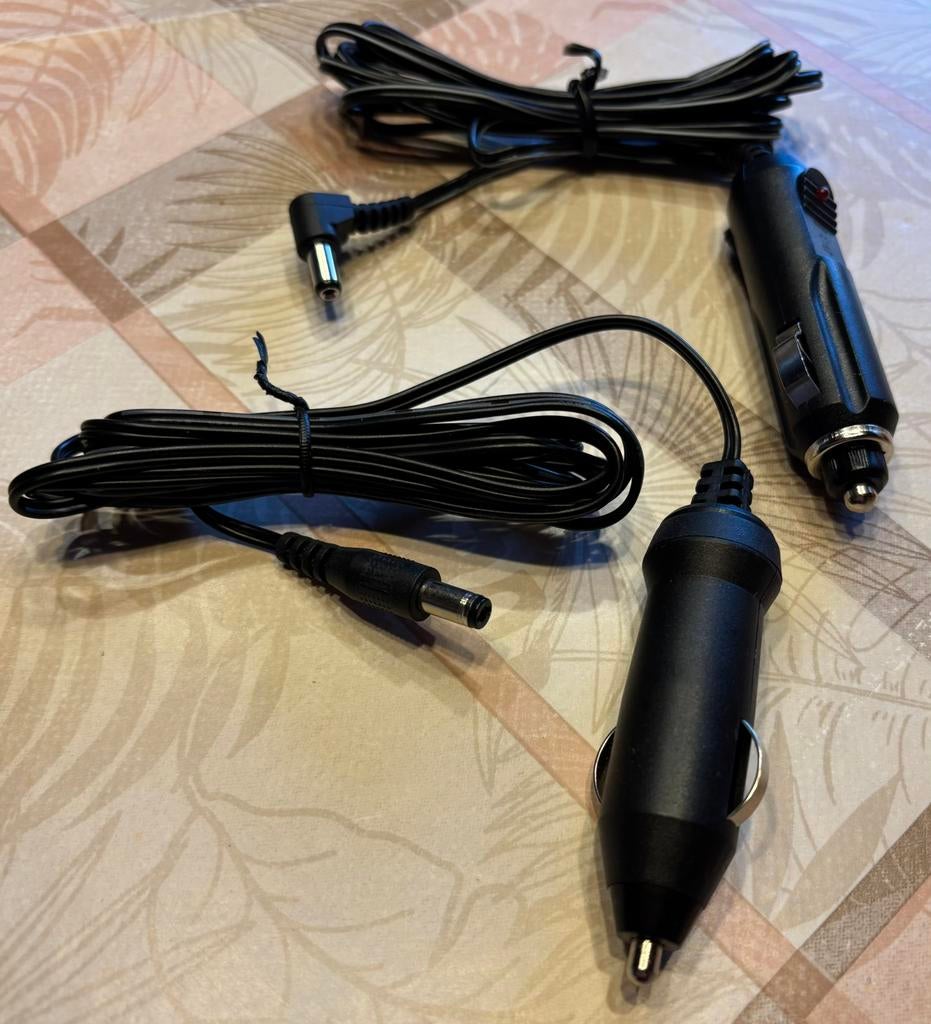 2 gsm opladers voor in de auto., Telecommunicatie, Mobiele telefoons | Telefoon-opladers, Ophalen of Verzenden, Gebruikt, Nokia