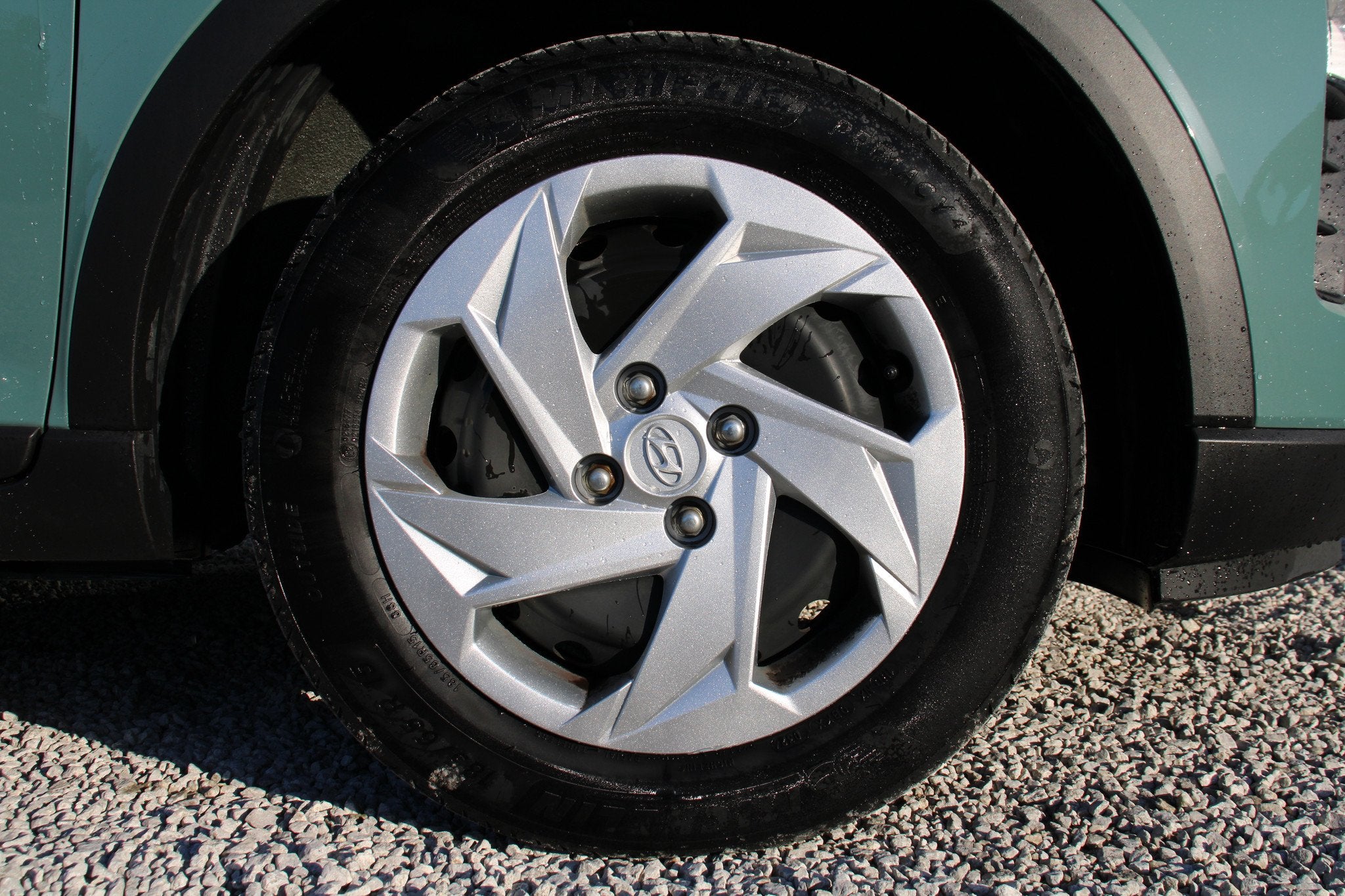 Hyundai Bayon 1.0T Twist 100PK M6 *30M GARANTIE*CAMERA*, Autos, Achat, Euro 6, Entreprise, Noir
