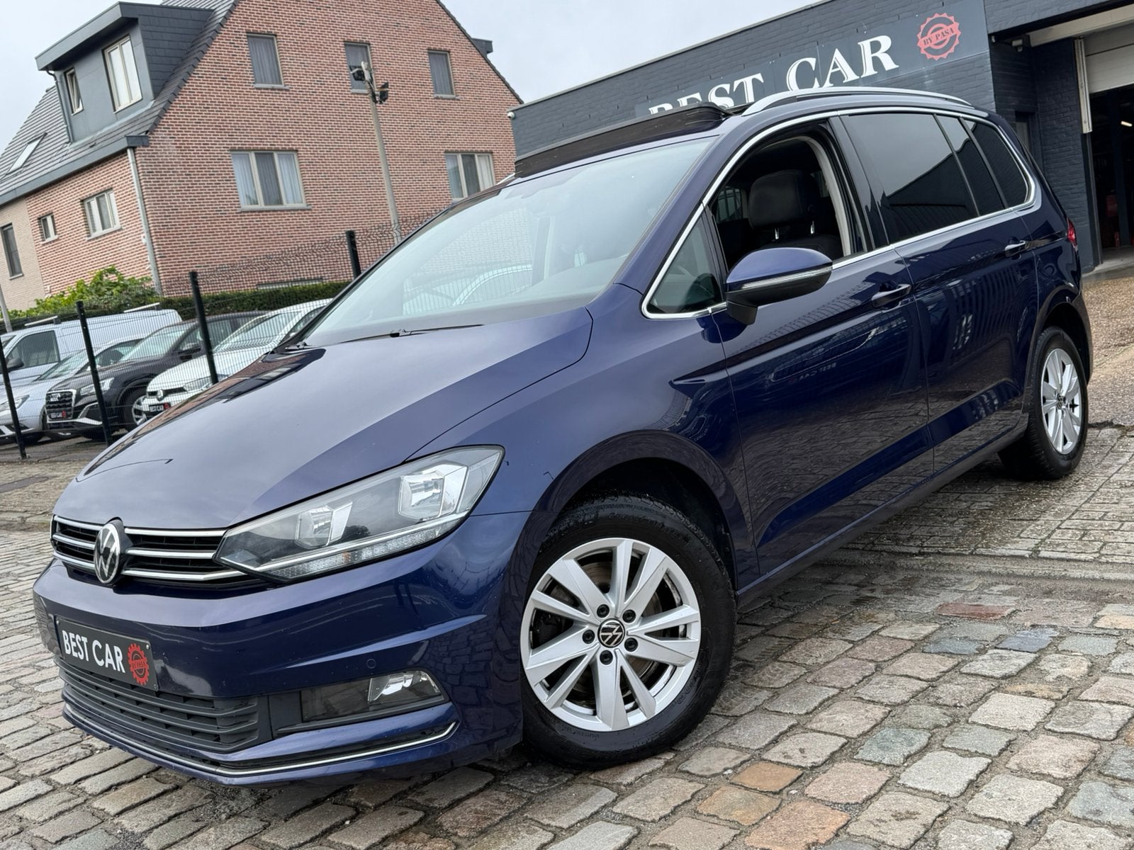 VW Touran 2.0TDi * DSG * Highline, Autos, https://public.car-pass.be/vhr/394fbfbf-8f04-491d-a362-e7a9a43204ca, 118 g/km, Achat