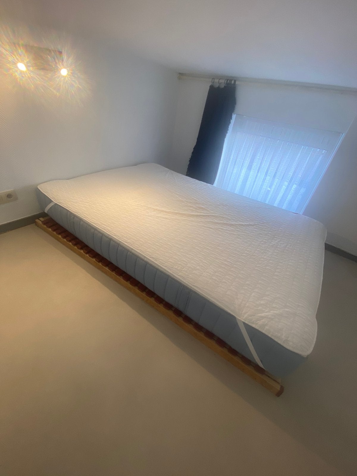 Matras en lattenbodem, Ophalen