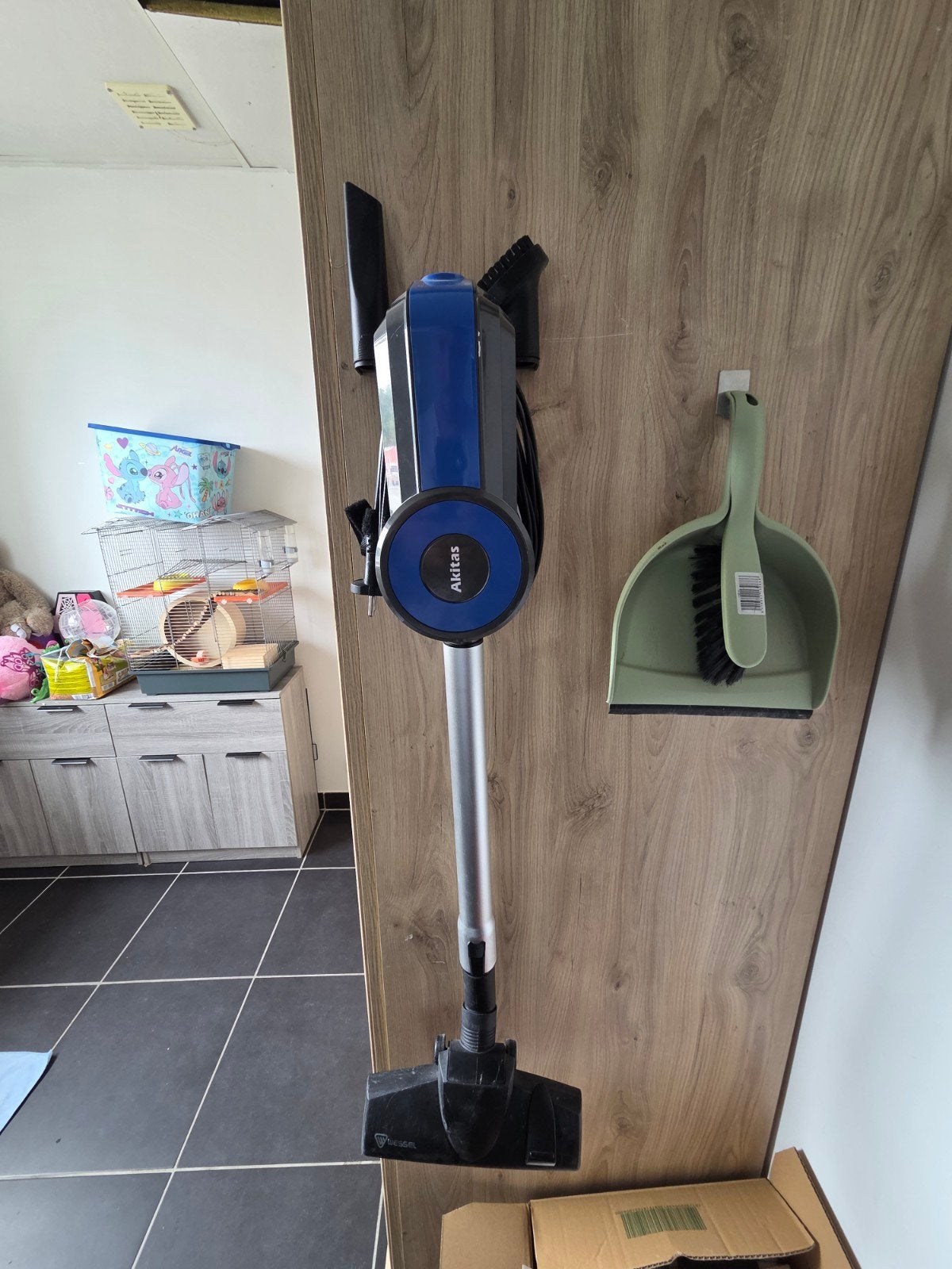 aspirateur cyclone, Enlèvement ou Envoi, Réservoir, Aspirateur balai, Utilisé