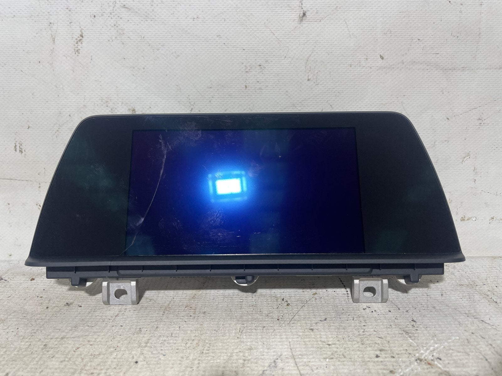 Ecran GPS ABIMER BMW F20/F21   9292243   02, Enlèvement, Utilisé, BMW