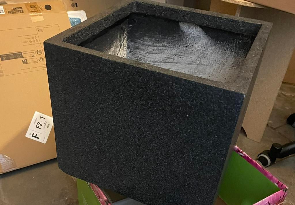 Jardinière cubique fibroplast neuve, Enlèvement, Neuf, Synthétique